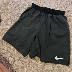 Nike Running / Size Small